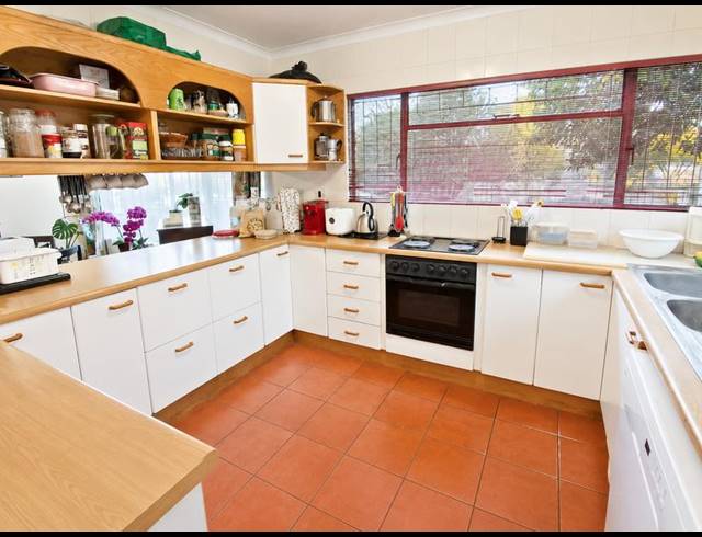 5 BEDROOM HOUSE FOR SALE IN HELICON HEIGHTS